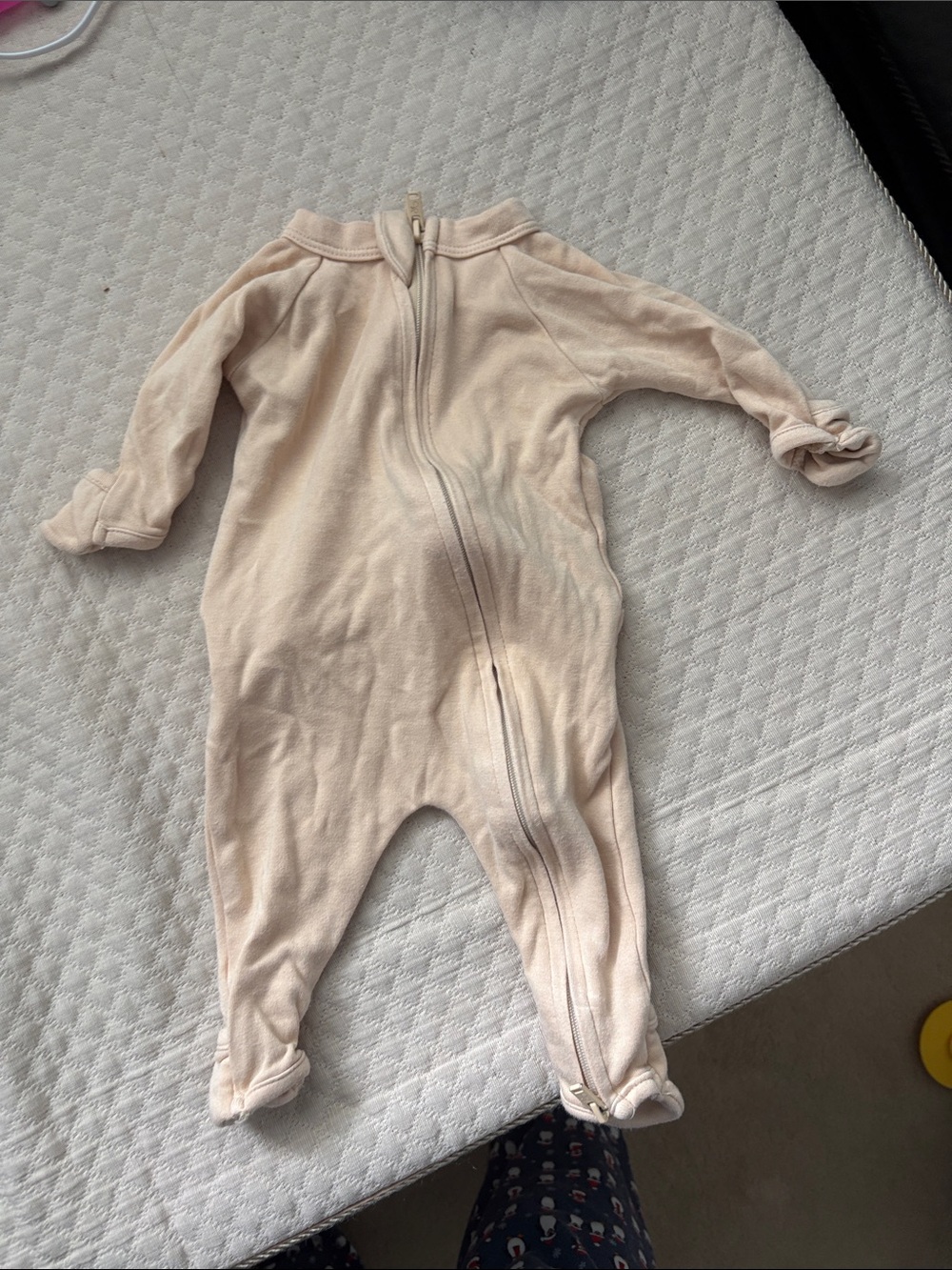 Goumi cream newborn Baby Footie One-Piece like new- bundles welcome